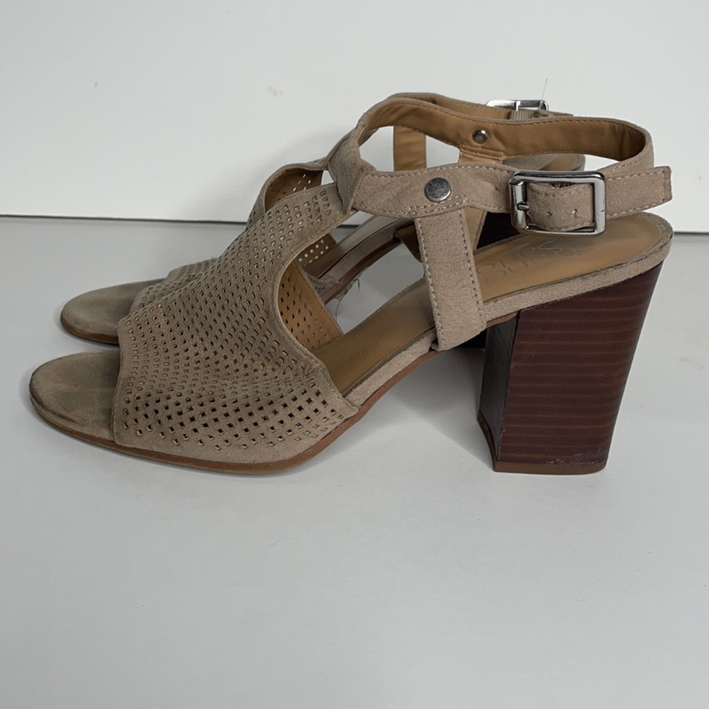 Franco Sarto Molly Suede Tan Heel sz 9 tan